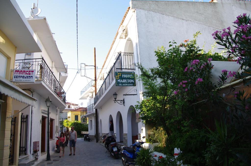 Hotel Marlton Skiathos-stad Kamer foto