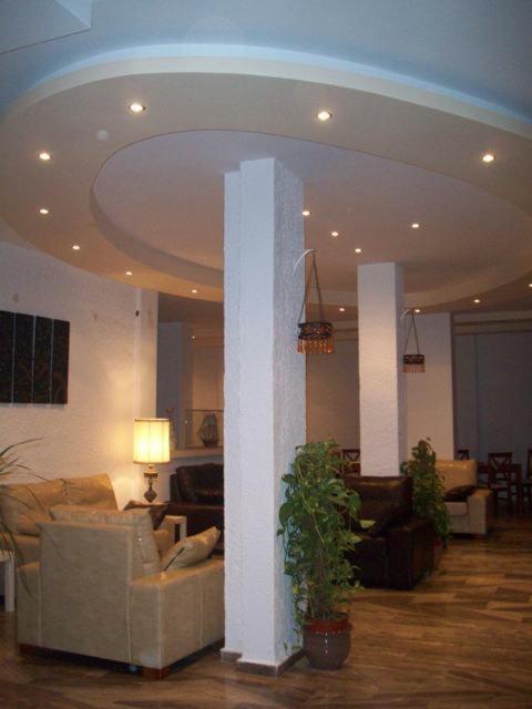 Hotel Marlton Skiathos-stad Buitenkant foto